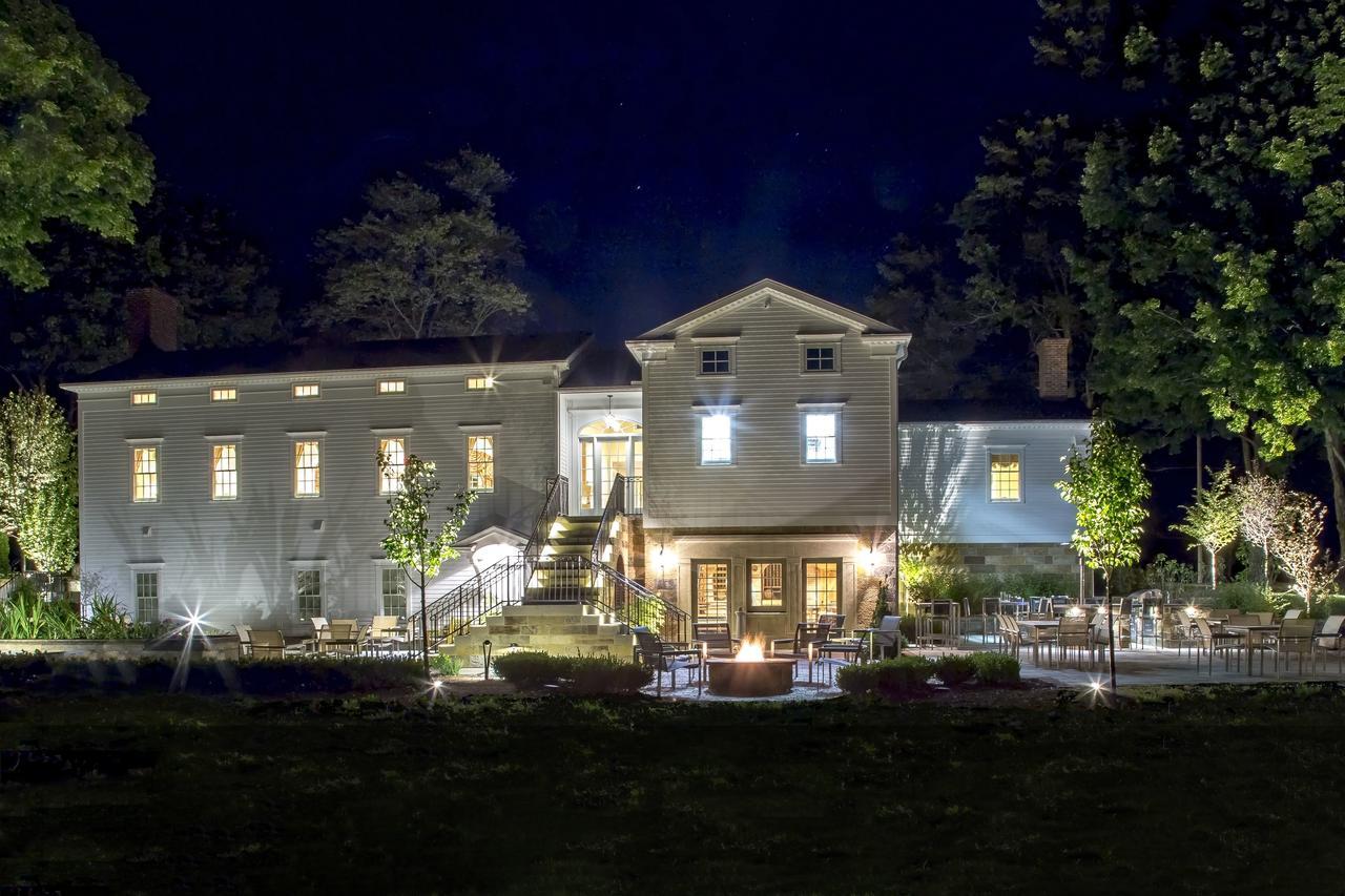 Peter Allen Inn & Event Center Kinsman エクステリア 写真